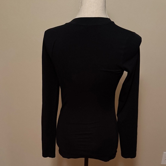 CAbi Elegant Black V-Neck Long Sleeve Top - Picture 3 of 5